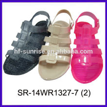 Neue barfuß sandalen neue pvc gelee sandalen flache klare gelee sandalen